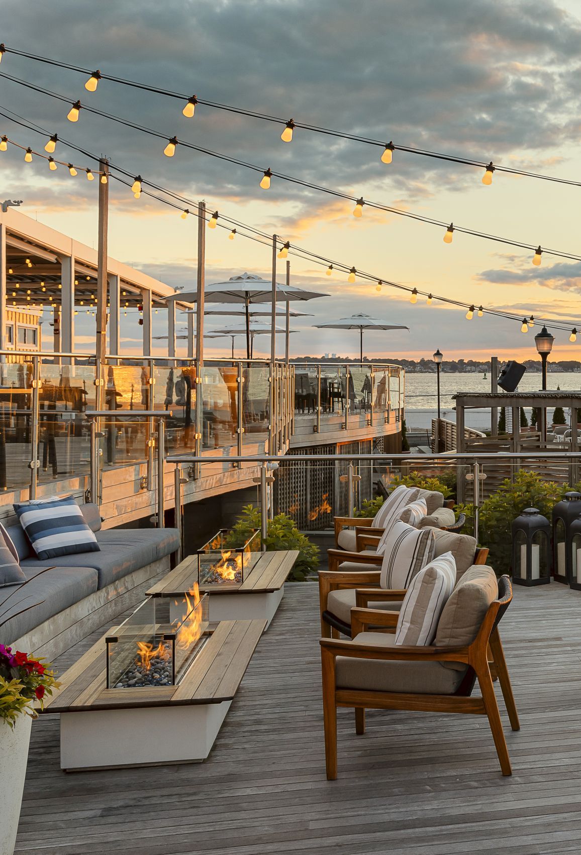 Newport Harbor Island Resort — gallery preview 1