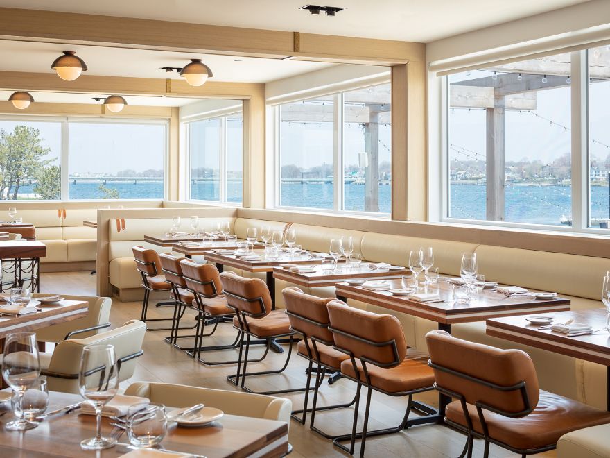 the restaurant dining