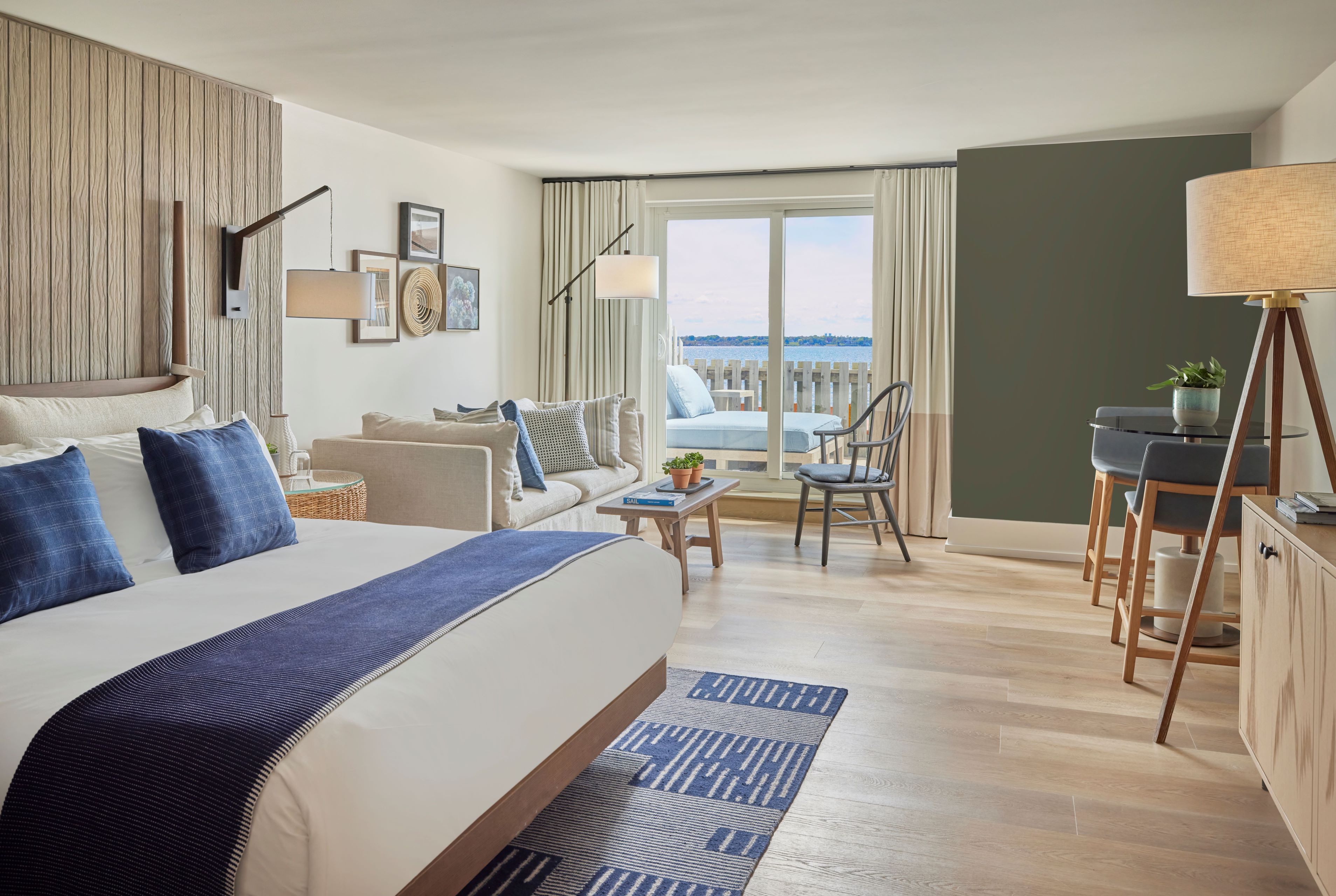 Newport Harbor Island Resort — gallery preview 3